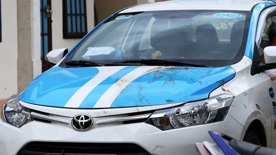 Tài xế taxi cướp và đánh hành khách giữa đêm khuya
