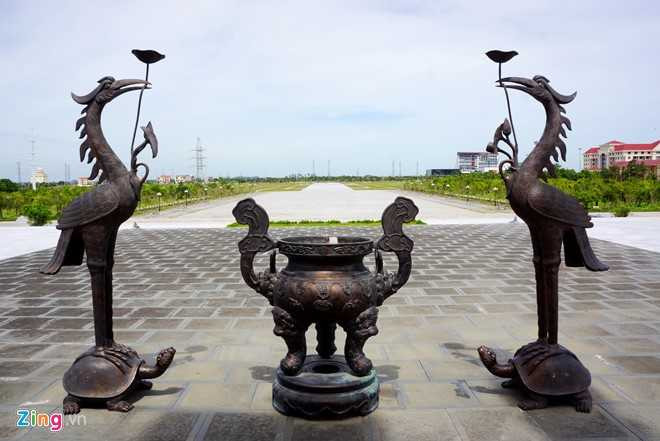 Cum cong trinh tuong dai 1.500 ty xay 7 nam chua xong hinh anh 2