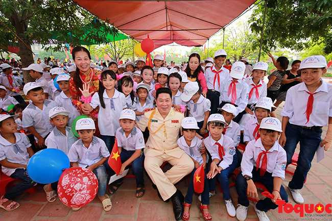 Thứ trưởng Bộ Công an dặn học sinh tuyệt đối không chơi game online bạo lực - ảnh 11