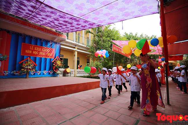 Thứ trưởng Bộ Công an dặn học sinh tuyệt đối không chơi game online bạo lực - ảnh 1