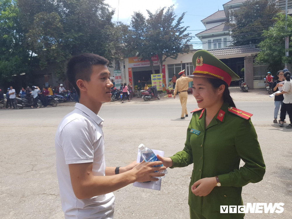 65196040_1363573970466519_6050842212567089152_o 9