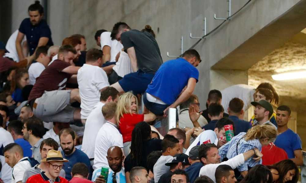 au da khan dai Anh - Nga 