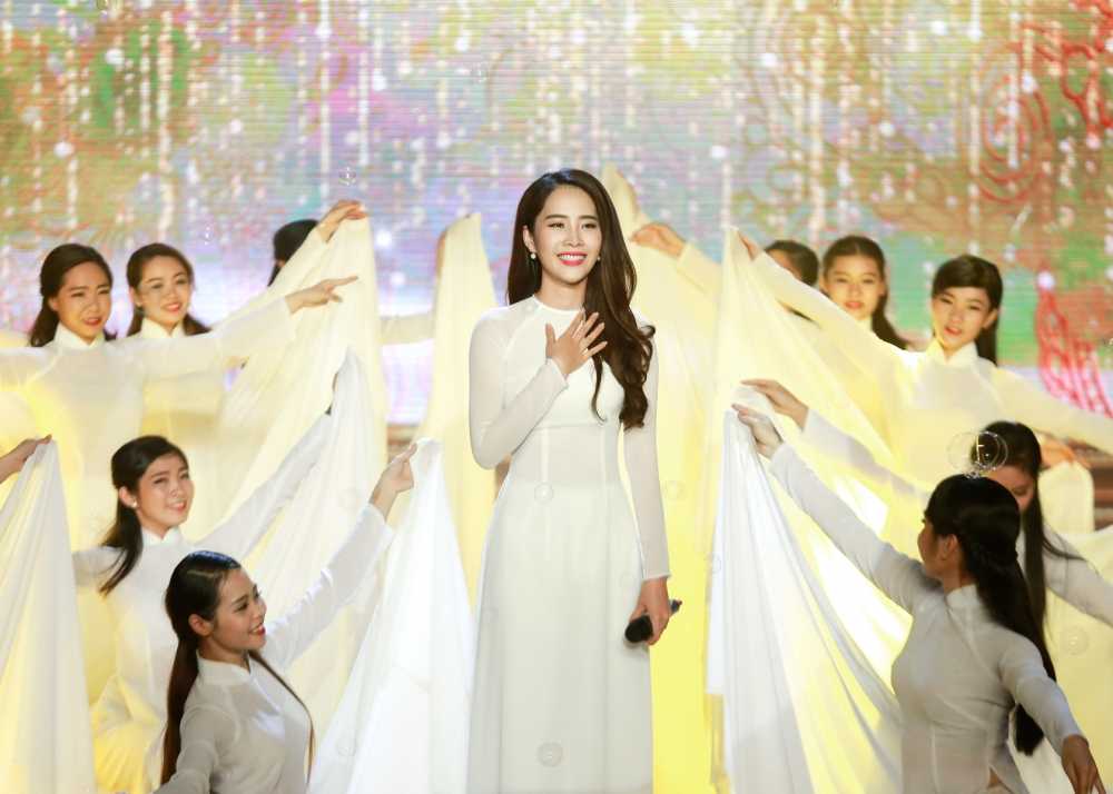 4. Hoa khoi Nam Em (16)
