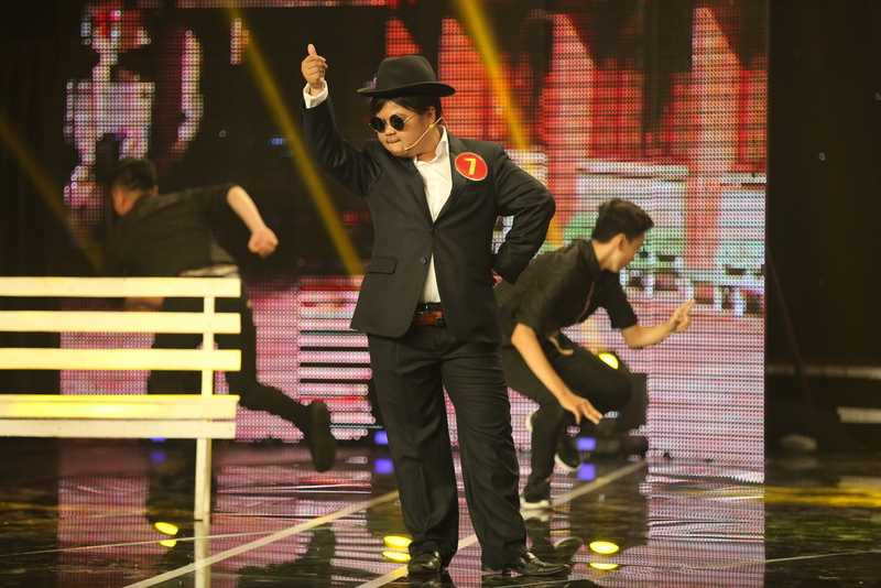 3. Tiet muc cua Quang Trung ao do va Ngoc Hoa ao den (4)