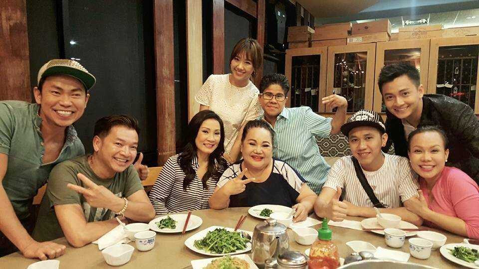 13598851_1592314524399150_1719878901_n