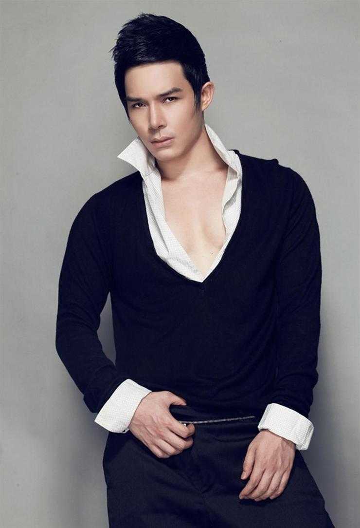 Nathan Lee