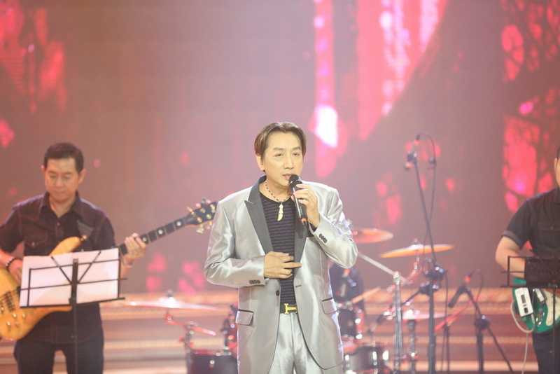 Danh ca Truong Vu (2)