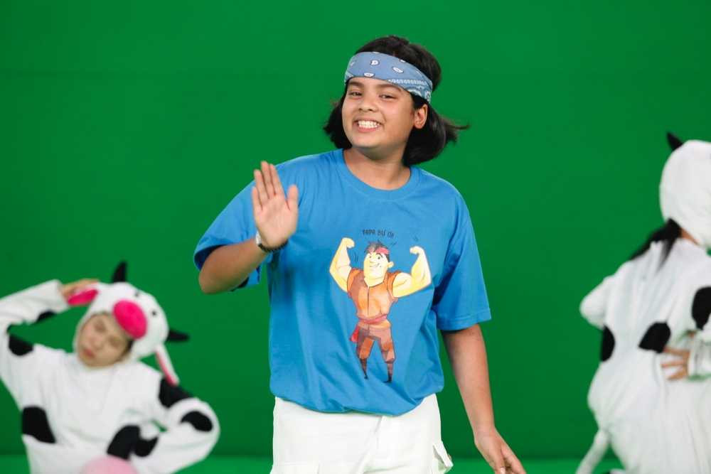 Hau truong MV Nong trai sieu pham 21