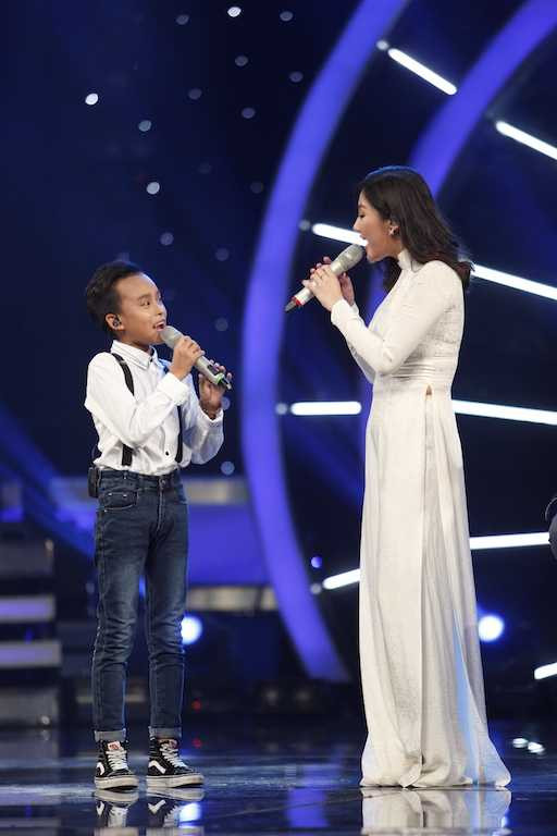 Van Mai Huong & Ho Van Cu