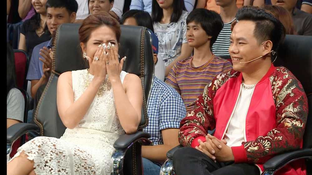 Kha Nhu che mat vi so canh nuot luoi lam cua MQV