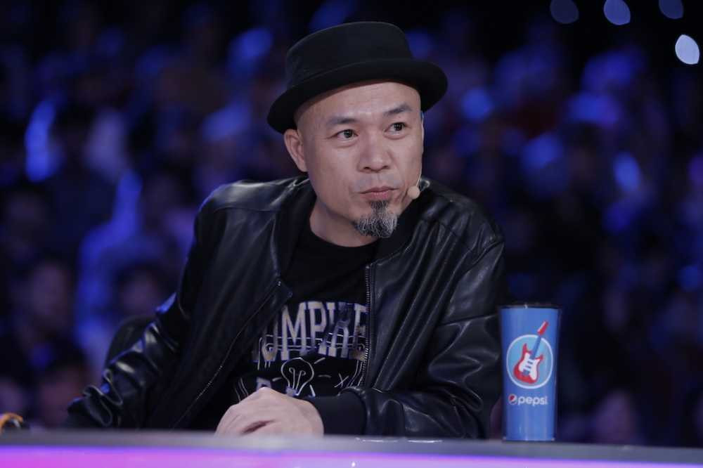 BGK tren ghe nong Gala 912