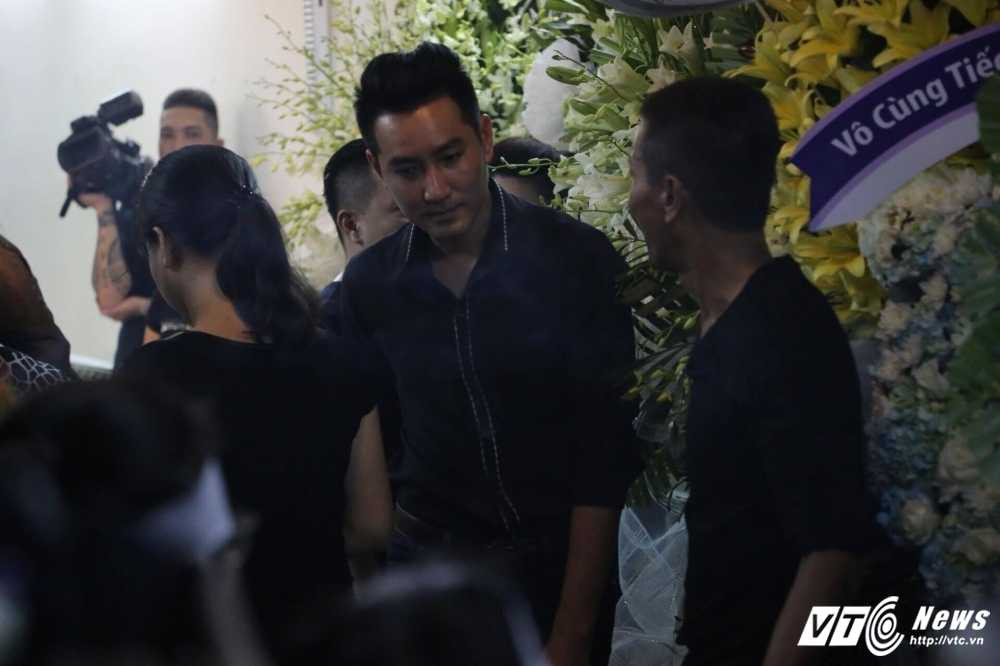 14393897_679595182207348_