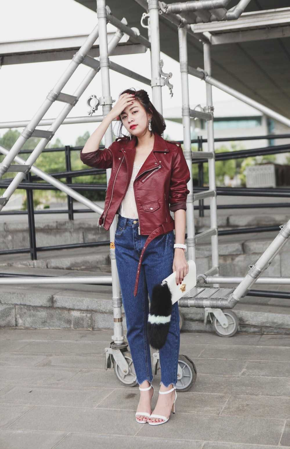 Hiện tại, Hoàng Thuỳ Linh đang có những dự án đồng hành cùng các thí sinh của cuộc thi Thử thách cùng bước nhảy mùa thứ 5.