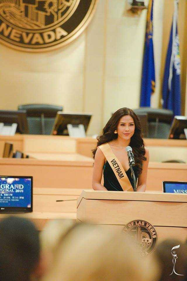 14670892_1020809295486510