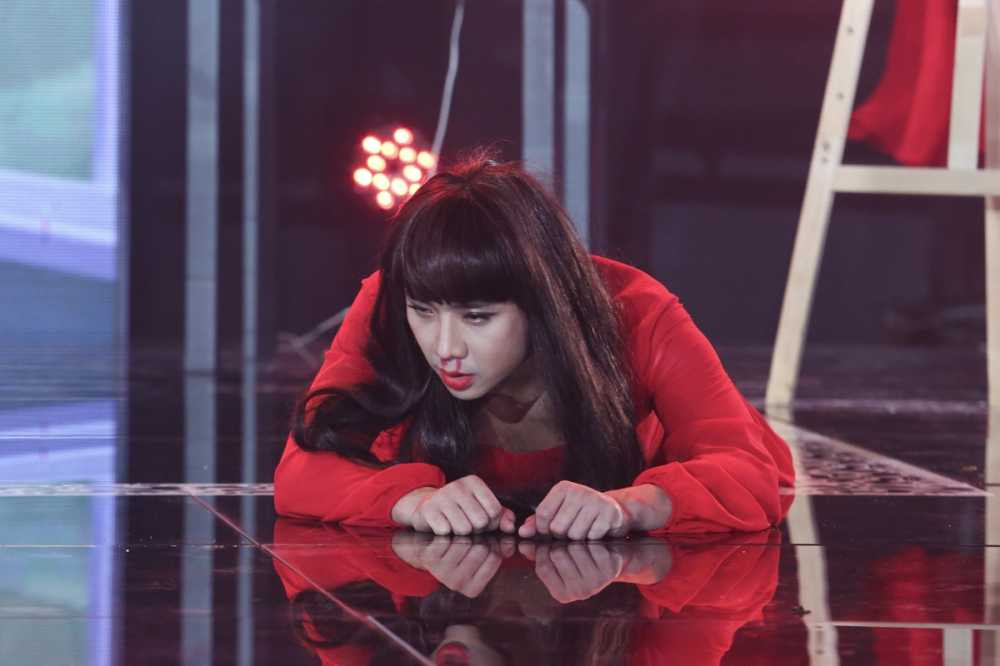 Với chủ đề Duyên phận cuộc đời ở lần thứ 8 ra mắt khán giả, Trấn Thành tiếp tục mang đến một vở bi hài kịch vui nhộn nhưng cũng rất ý nghĩa, xúc động. Trấn Thành hóa thân thành nữ để lao động, kiếm sống nuôi đứa con mắc bệnh ung thư. 