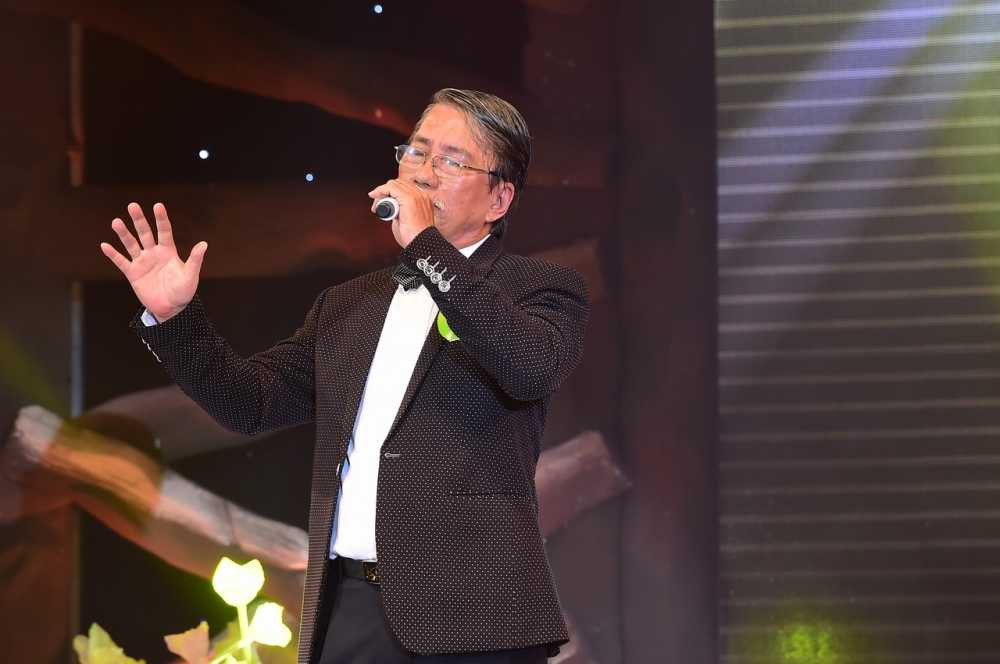 TS Dinh Viet Hung (7)