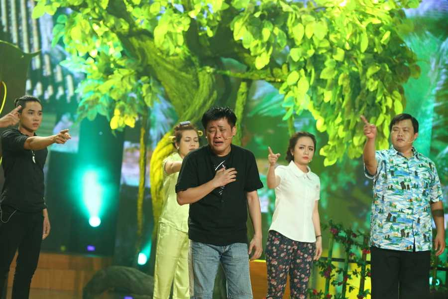 Tiet muc cua nghe si Tan Bo (2)