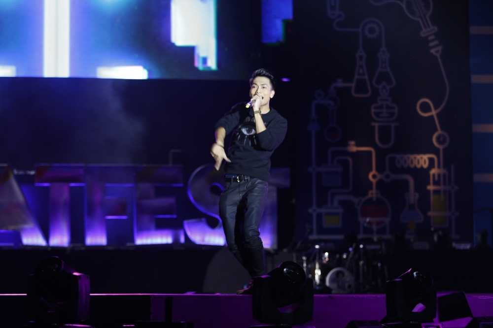 Big Daddy mang đến 2 ca khúc mới :Về đội của anh và Về nhà ăn Tết