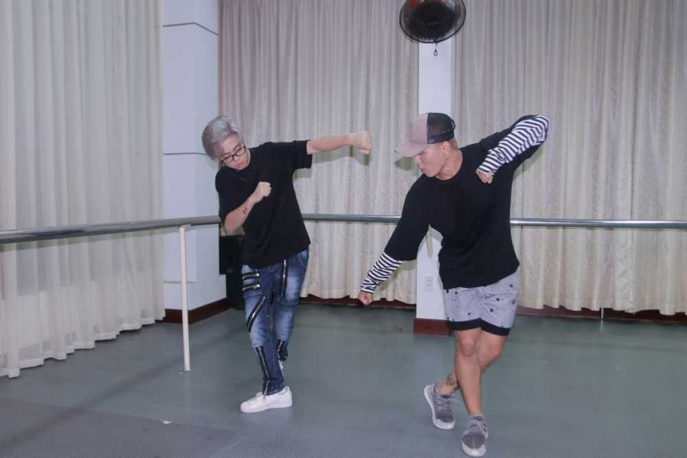 BUI ANH TUAN TAP LUYEN VU