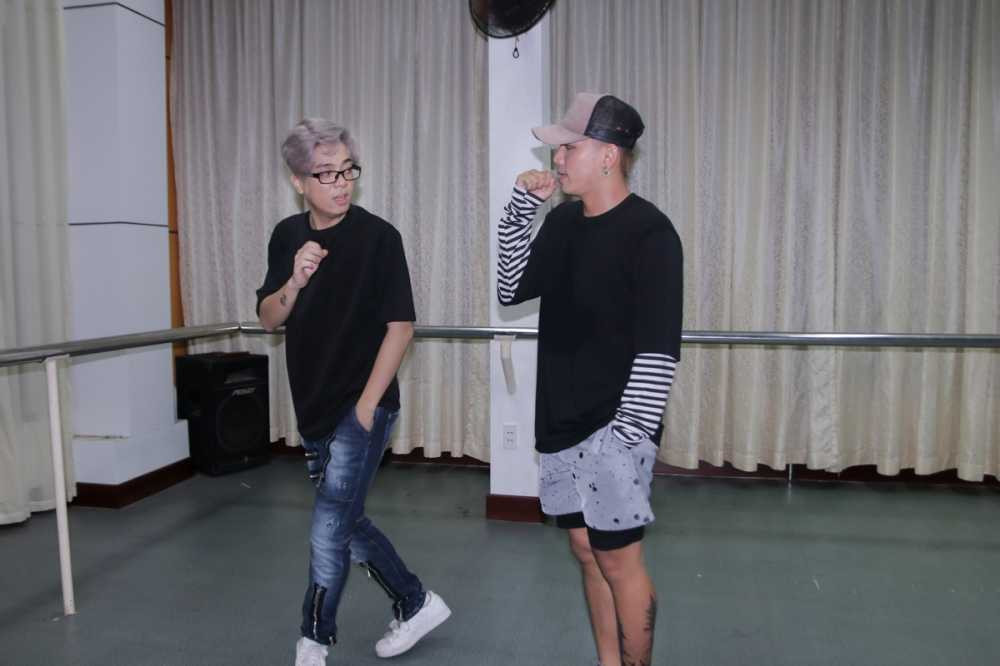 BUI ANH TUAN TAP LUYEN VU