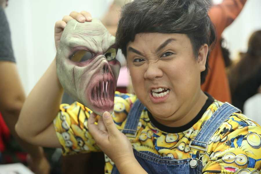 1. Gia Bao va chiec mat n