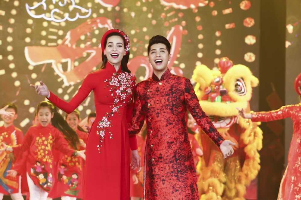 HO NGOC HA - NOO PHUOC TH