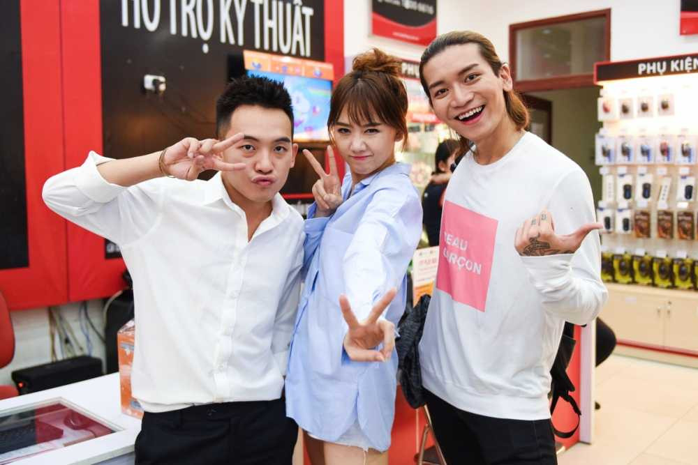 PHO DAC BIET - HARI WON -