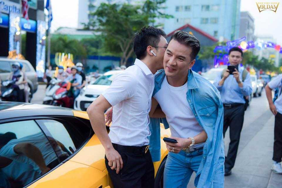 15966326_772336536276156_