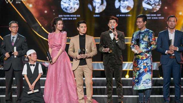 16105691_654670101381765_