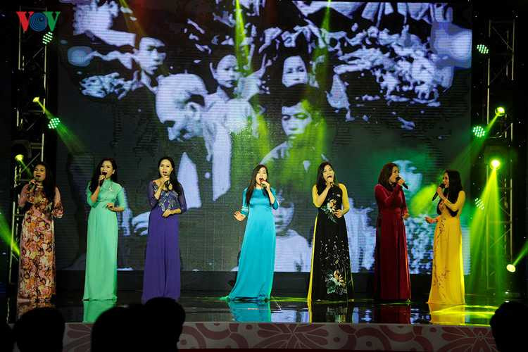 toan canh chuong trinh giao luu nghe thuat 