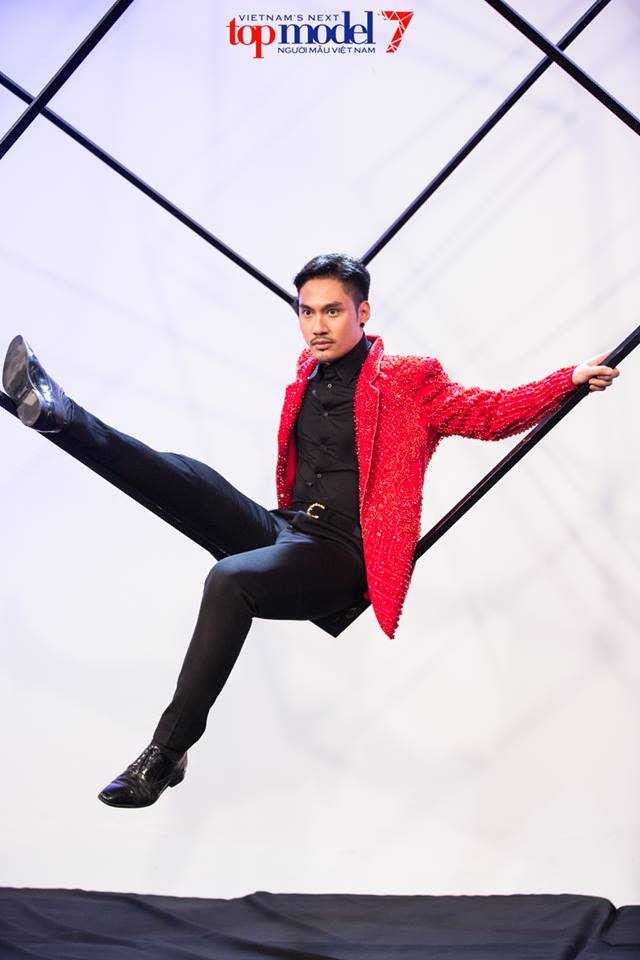 13686790-1280350418676041