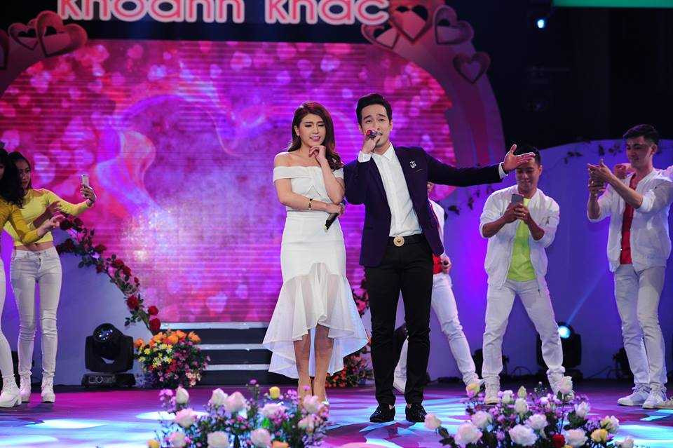 16699934_1687477304882871