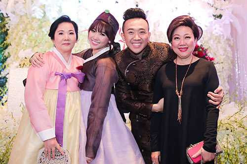 co-me-va-2-em-gai-de-thuo