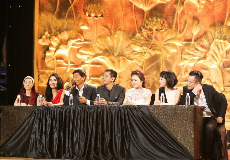 12. Cac nghe si tham gia