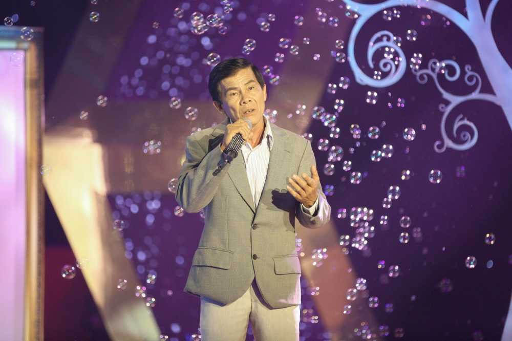 6. Nghe si duong pho Manh