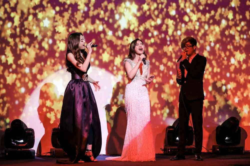 HO NGOC HA - GIANG HONG N