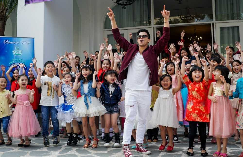 Trong Hieu hao hung lam g