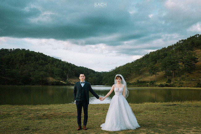 Hot girl Tú Linh M.U xinh đẹp rạng rỡ trong lễ ăn hỏi - Ảnh 5.