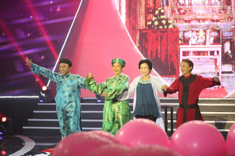 Tiet muc cua nghe si Dung