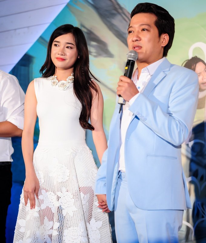 sao Viet yeu nhau nho phi