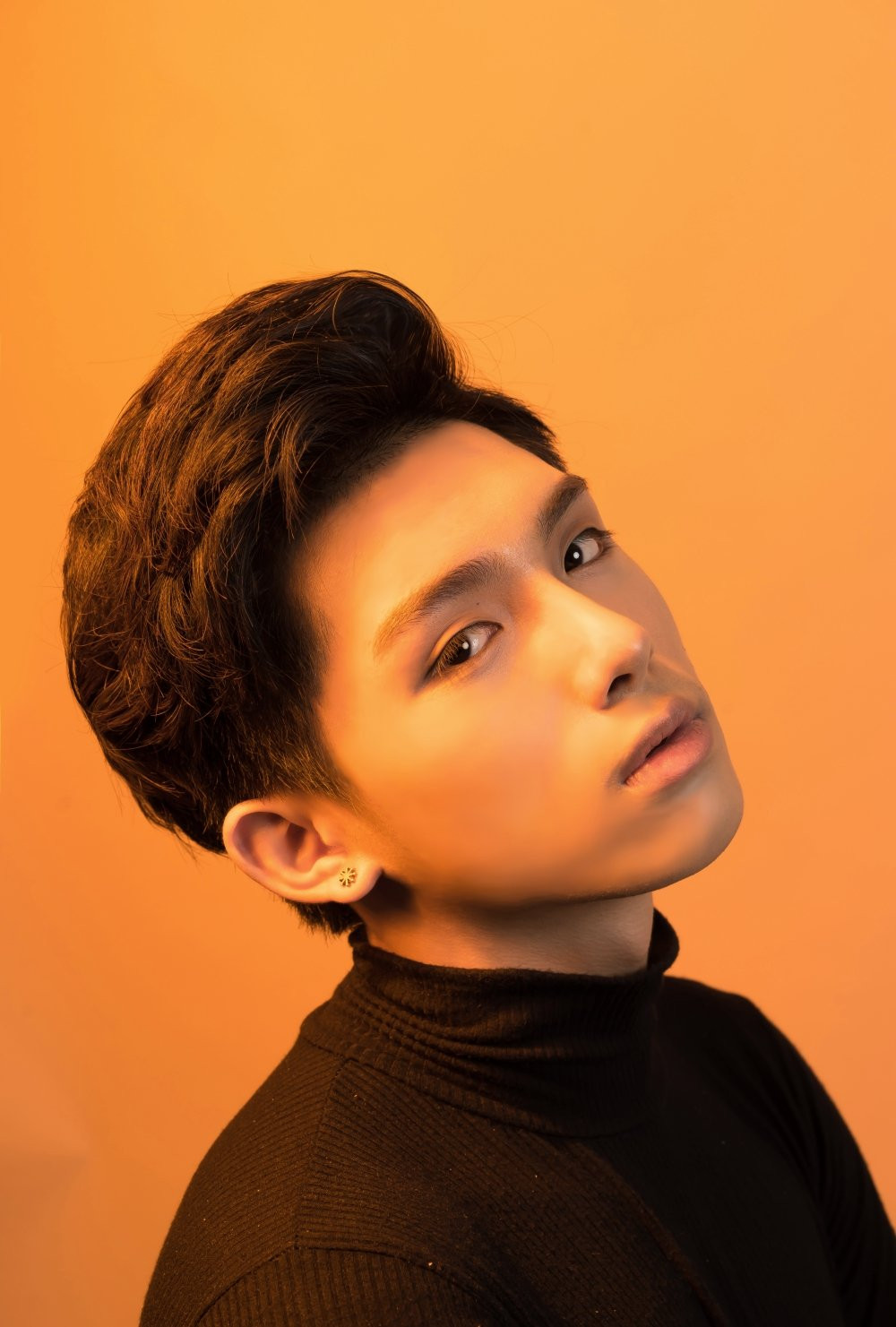 Hinh anh Video: Doan The Lan ‘Sing my song’ cover hit cua Jimmy Nguyen