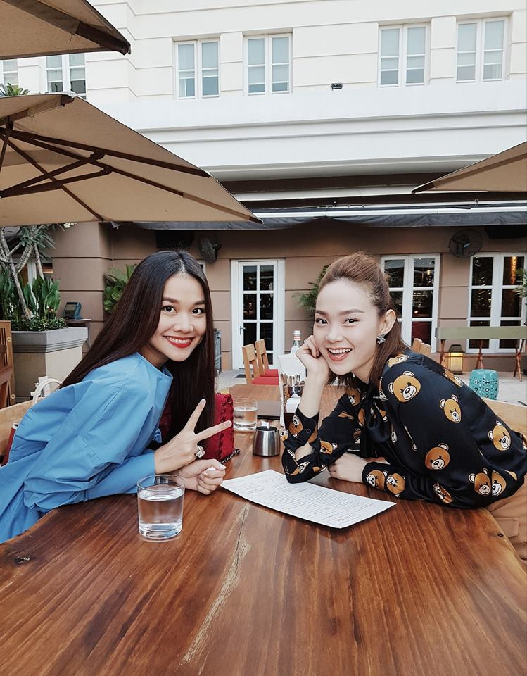 Hinh anh Bi chen ep bo The Face, Minh Hang duoc ‘chi dai’ Thanh Hang an ui