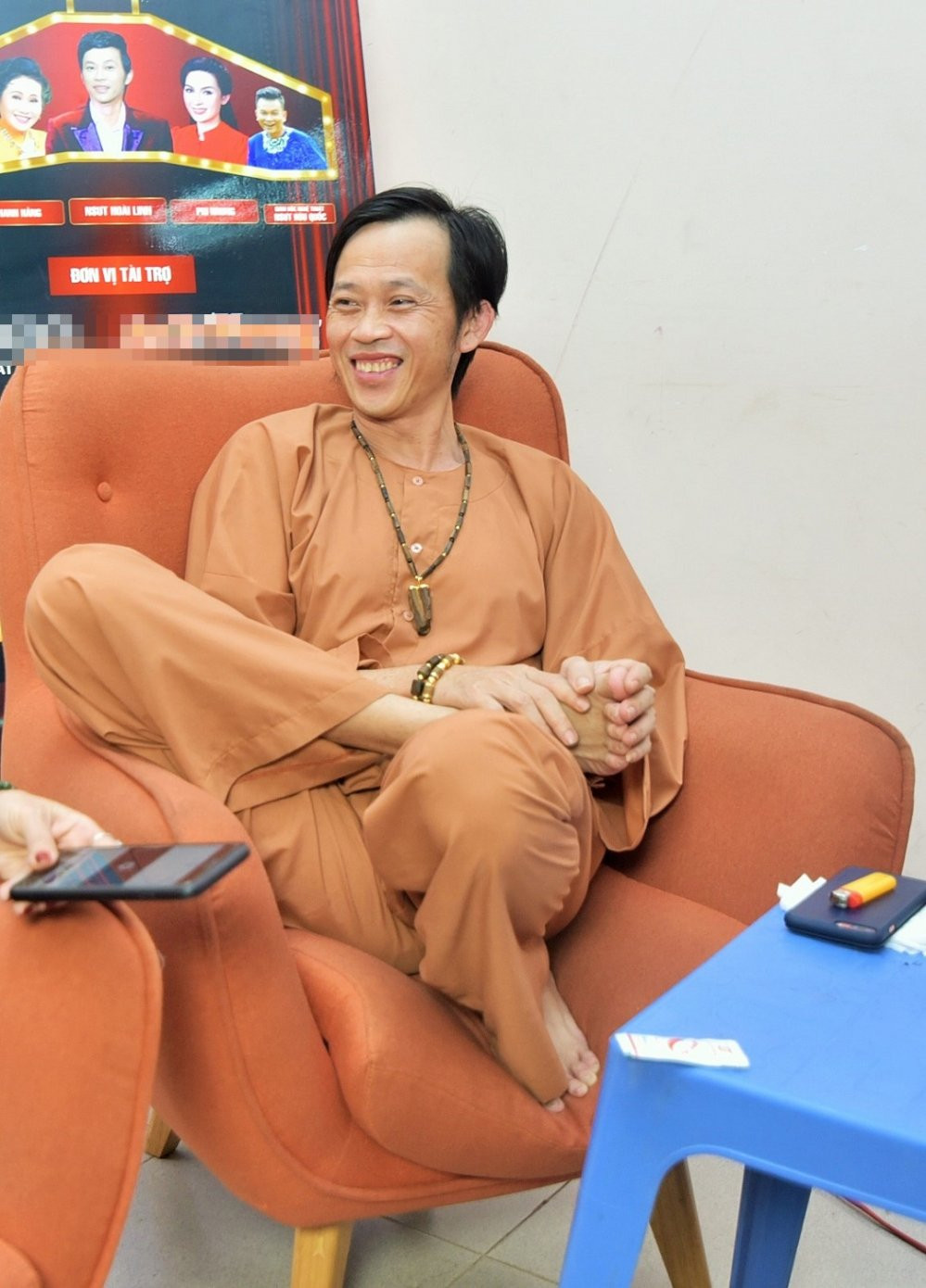 Hinh anh Hoai Linh va nhung dang ngoi khong the ‘lay’ hon 7