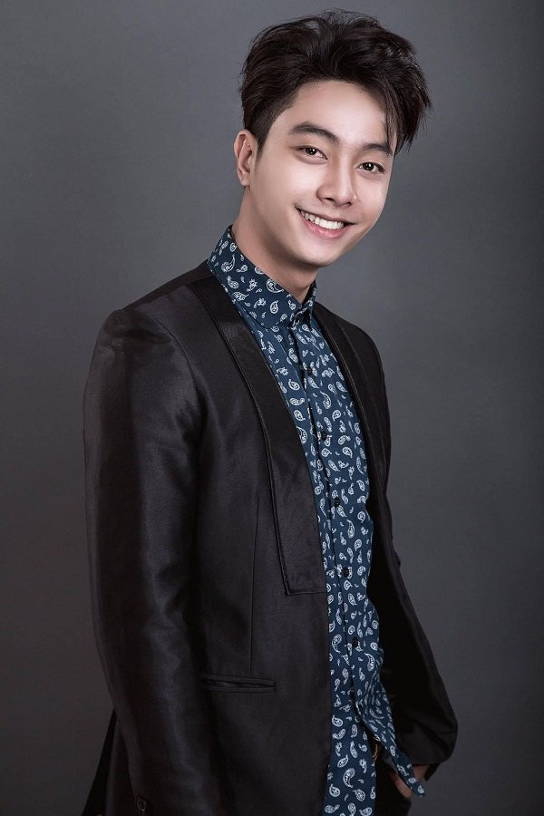 Hinh anh Vo Dinh Hieu – Jun Vu duoc moi sang My ra mat Cho em gan anh them chut nua 6