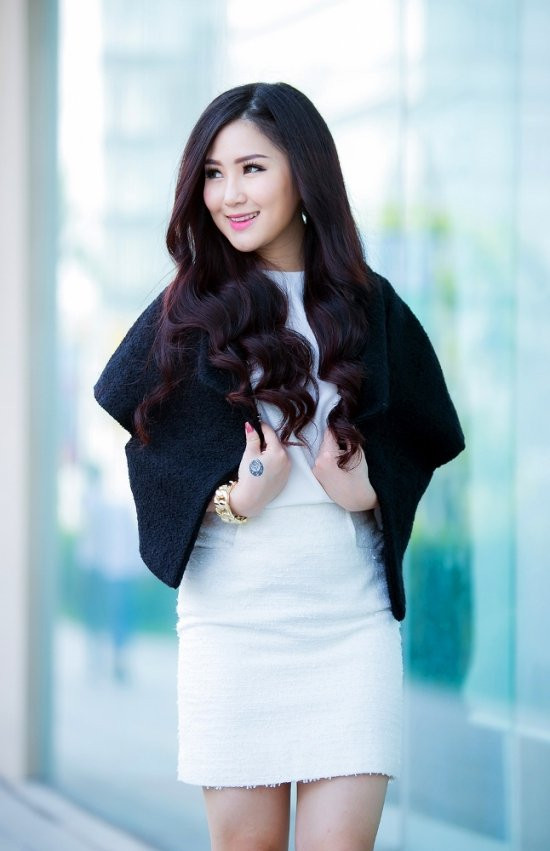 Hinh anh Sau 5 nam dat giai quan quan, Huong Tram duoc gi va mat gi? 3