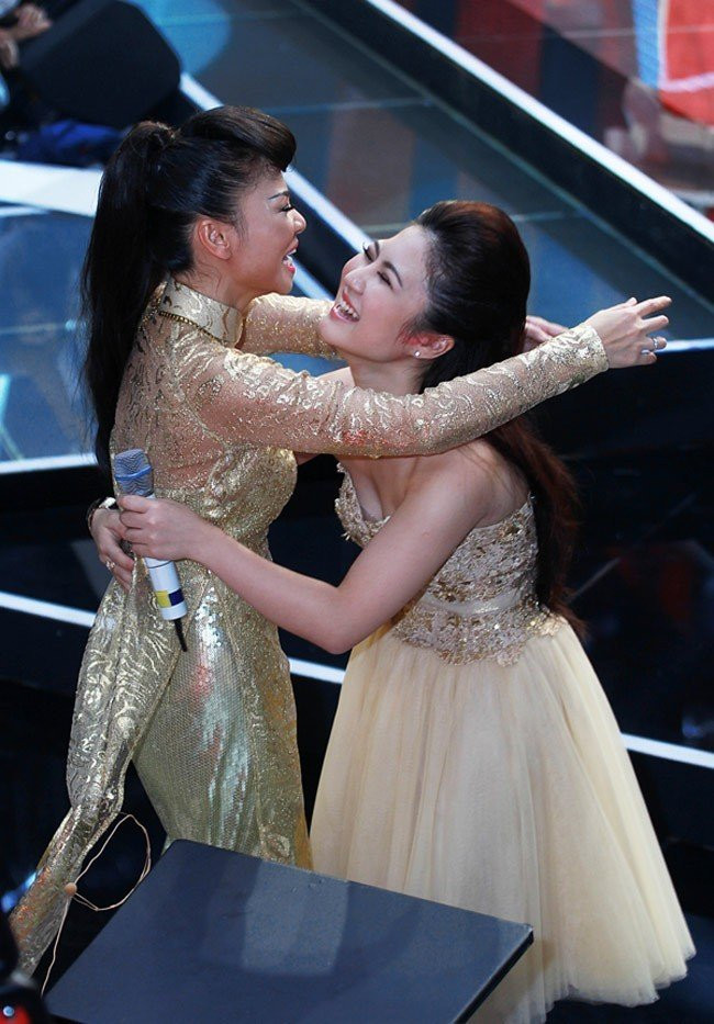 Hinh anh Sau 5 nam dat giai quan quan, Huong Tram duoc gi va mat gi? 7