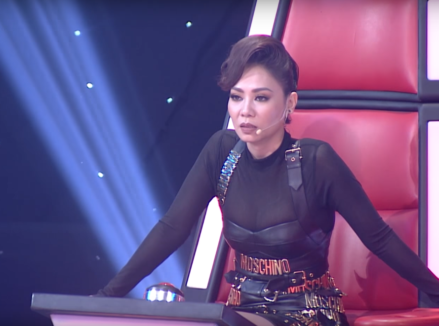 Hinh anh Giong hat Viet 2017: Toc Tien bat khoc nuc no tren ghe nong 10