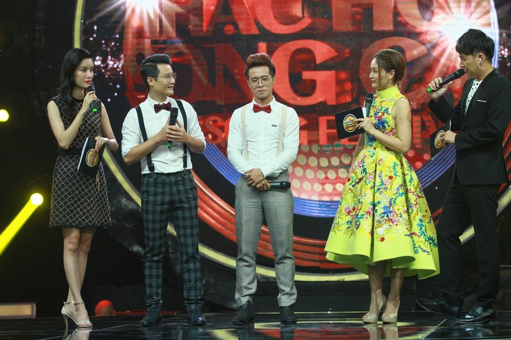 Hinh anh Hoang Bach – Khanh Long ‘lot do’ gianh ngoi vi Quan quan 'Nhac hoi song ca' 7