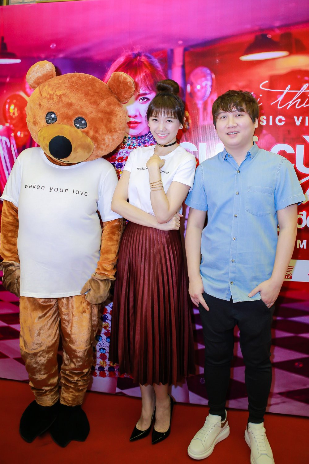 Hinh anh Hari Won ra mat MV ‘Cuoi cung anh cung den’ dam chat Han Quoc 5