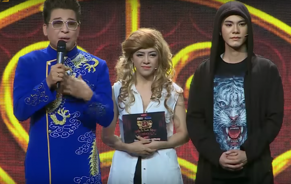 Hinh anh Hoai Linh bat ngo bi bien thanh tro dien 12